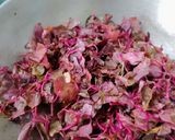 A picture of step 5 of Red Amaranthus Stir -Fry.