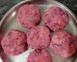 A picture of step 2 of Beetroot, gajar cutlet.