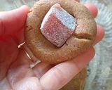 Foto del paso 2 de la receta: Galletas integrales de canela rellenas con dulce de membrillo🫢