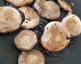 A picture of step 1 of My Quick Balsamic Mushrooms 😘.