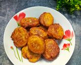 Foto langkah ke 4 dari resep Cekodok Pisang Malaysia.