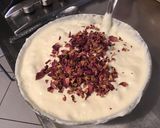 Une image de l'étape 6 de Gâteau soufflé aux yaourts et pétales de rose.