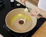 Foto langkah ke 4 dari resep Garlic Butter Chicken Devina Hermawan.
