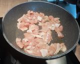 A picture of step 1 of Chicken Pesto Pasta with Mozzarella.