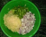 A picture of step 2 of Mixed pakorda.