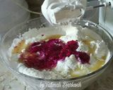 Foto langkah ke 4 dari resep Bolu Buah Naga.