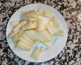 Foto del paso 4 de la receta: Brochetas de piña con frutas variadas