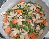 Foto del paso 2 de la receta: Merluza en guiso¡Espectacular!