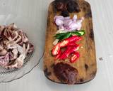 Cumi Masak Asam langkah memasak 2 foto