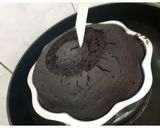 A picture of step 5 of Black Forest Cake.