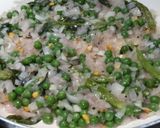 A picture of step 8 of Upmaa (savoury semolina breakfast dish).