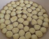 Foto langkah ke 4 dari resep Lukumades/Donat Yunani.