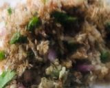 A picture of step 2 of Gobhi and Garlic Parantha.