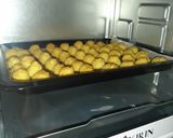 Foto langkah ke 4 dari resep Kue Sus isi coklat.