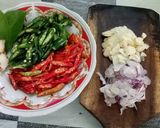 Foto langkah ke 3 dari resep Tumis Sosis Jagung Muda.