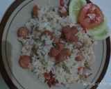 Foto langkah ke 4 dari resep Nasi goreng sedap sosis terasi.
