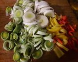 Foto del paso 1 de la receta: Tarta de Puerro, Zapallito y Zuquini