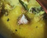Foto langkah ke 4 dari resep Opor Ayam Kampung Bumbu Kuning.