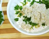 A picture of step 1 of Broken wheat and fenugreek leaves paratha/ Daliya methi paratha.