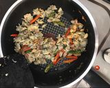 รูปขั้นตอนการทำที่ 1 ของ หอยลายผัดน้ำพริกเผา 🥘