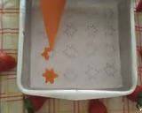 A picture of step 7 of Star print strawberry chocolate sandwich cake.