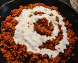 Foto del paso 7 de la receta: Lumaconi rellenos de carne, tomate, champiñones, jamón y nata