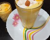 A picture of step 5 of Mango Mastani with Ramalai Ice cream.