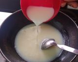 A picture of step 2 of Naturals Coconut Ice Cream.