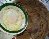 A picture of step 5 of Ginger Garlic paratha.
