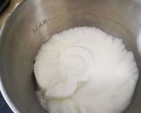 Une image de l'étape 3 de Coupes de fraises, fromage blanc et speculoos.