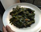 Foto langkah ke 4 dari resep Tumis daun ginseng.