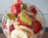 Foto del paso 3 de la receta: Tutifruti con crema de limón