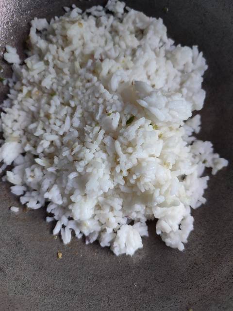 Langkah-langkah untuk membuat Cara bikin Nasi Goreng Kampung