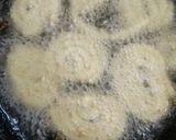 A picture of step 7 of Rice Flour Chakri.