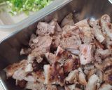 Foto langkah ke 2 dari resep Oseng Ayam Bumbu Taichan.
