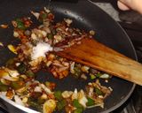 A picture of step 9 of Chinese Potli.
