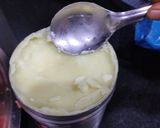 A picture of step 2 of Gajar ka halwa.