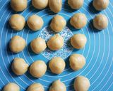 Foto langkah ke 2 dari resep Roti Unyil (Aneka Filling).