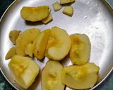 A picture of step 1 of Apple Smoothi.