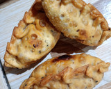 Foto del paso 5 de la receta: Empanadas de choclo y salsa blanca