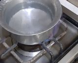 A picture of step 3 of Egg pudding trifle.