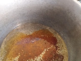 Carre de cerdo a mi estilo con arroz al azafrán