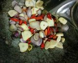 Foto langkah ke 3 dari resep Sambal Goreng Tempe Kikil Sapi.