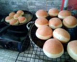 Foto langkah ke 8 dari resep Donat empuk dan lembut tanpa kentang.
