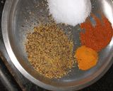 A picture of step 2 of Onion pickle.