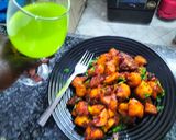 A picture of step 4 of Bombay masala potatoes.