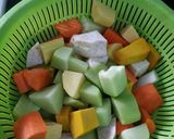 Hình bước làm 1 của món Canh củ thập cẩm