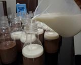 Foto langkah ke 4 dari resep Pudot Cokelat (Puding Sedot).