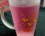 A picture of step 5 of Pink lime juice.