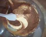 Foto langkah ke 3 dari resep 307. Money Birthday Choco Cake || 生日蛋糕🎂.